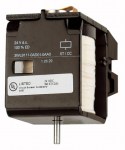 Zapínací / vypínací spoušť 220V AC/DC